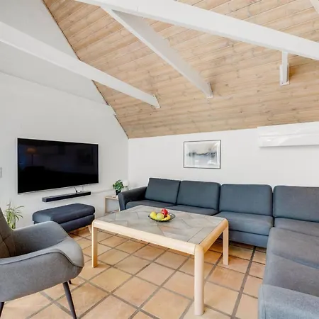 Semesterbostad Laetitita - From The Sea By Interhome *